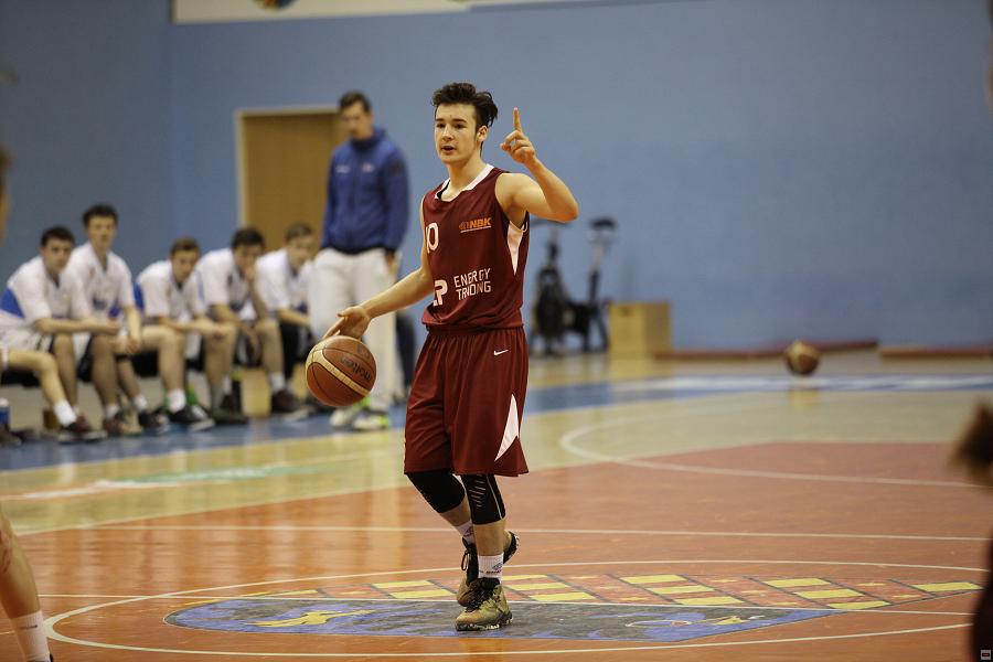 170421_u17-pro_050.jpg