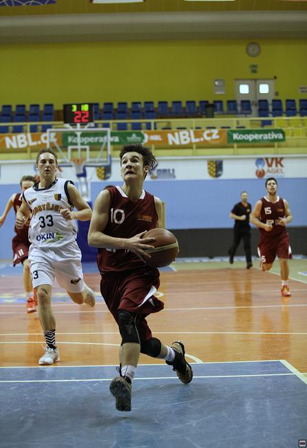 170421_u17-pro_061.jpg