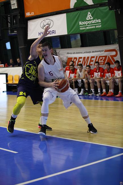 170423_u19-mcr-ova_061.jpg