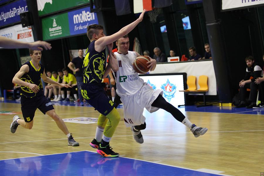 170423_u19-mcr-ova_076.jpg