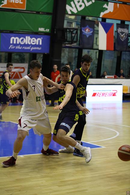 170423_u19-mcr-ova_094.jpg