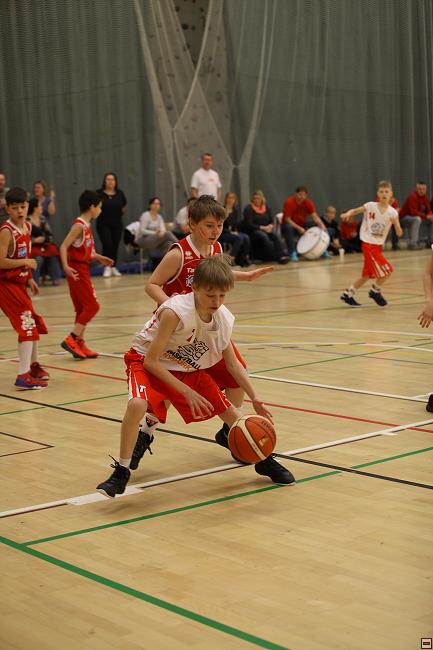 170501_u12-mcr-par_085.jpg