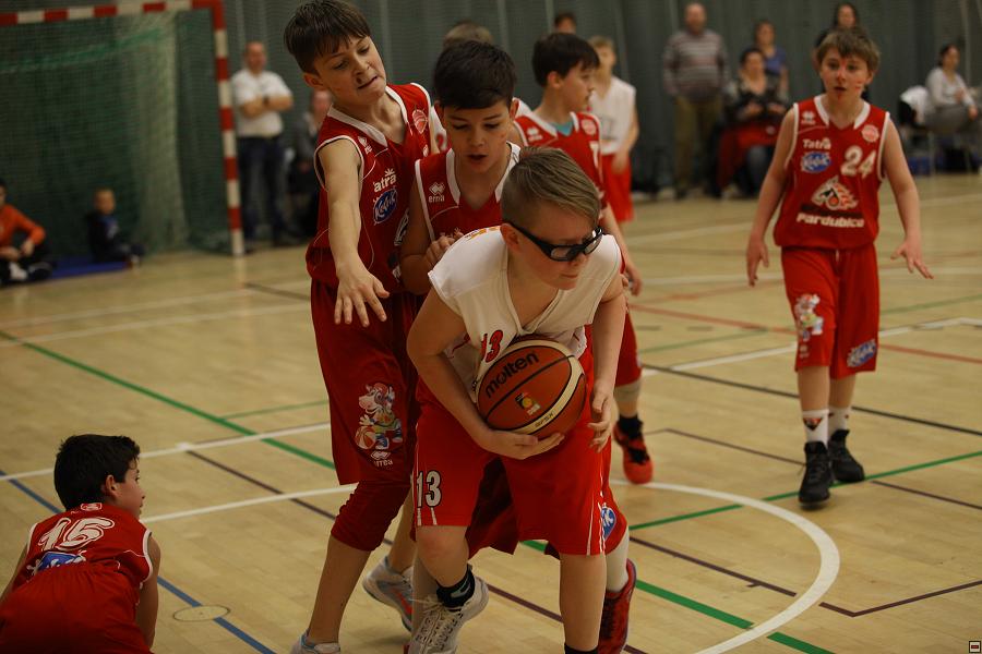 170501_u12-mcr-par_103.jpg