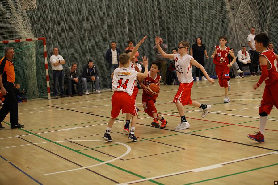 170501_u12-mcr-par_167.jpg