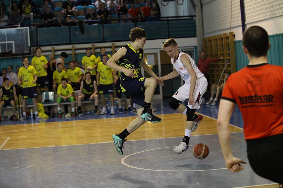 170513_u17-mcr-ova_112.jpg