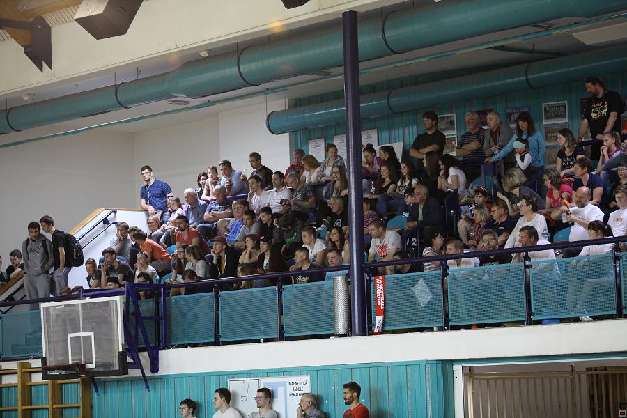 170513_u17-mcr-ova_120.jpg