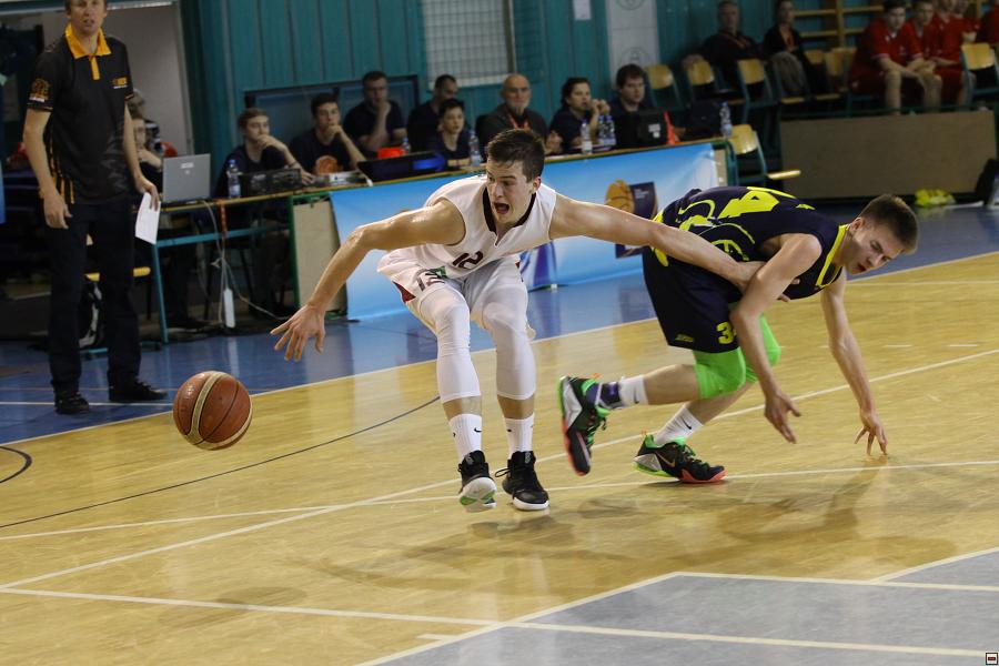 170513_u17-mcr-ova_264.jpg