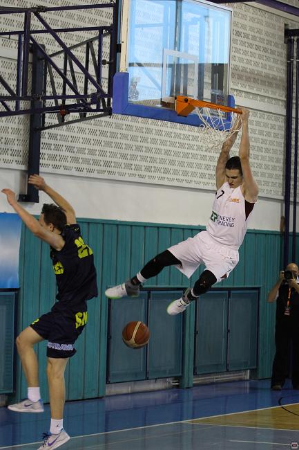 170513_u17-mcr-ova_291.jpg