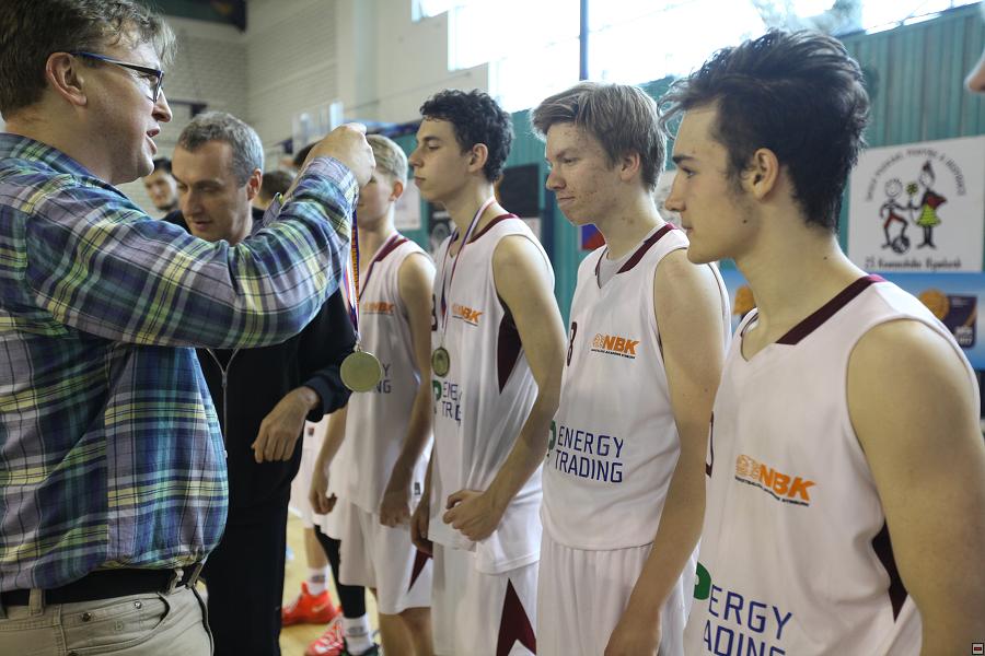 170514_u17-mcr-zaver_147.jpg