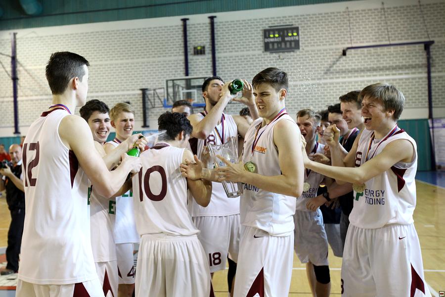 170514_u17-mcr-zaver_176.jpg