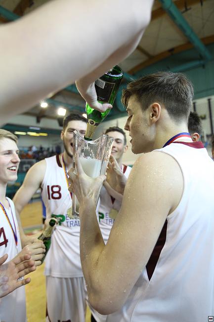 170514_u17-mcr-zaver_182.jpg