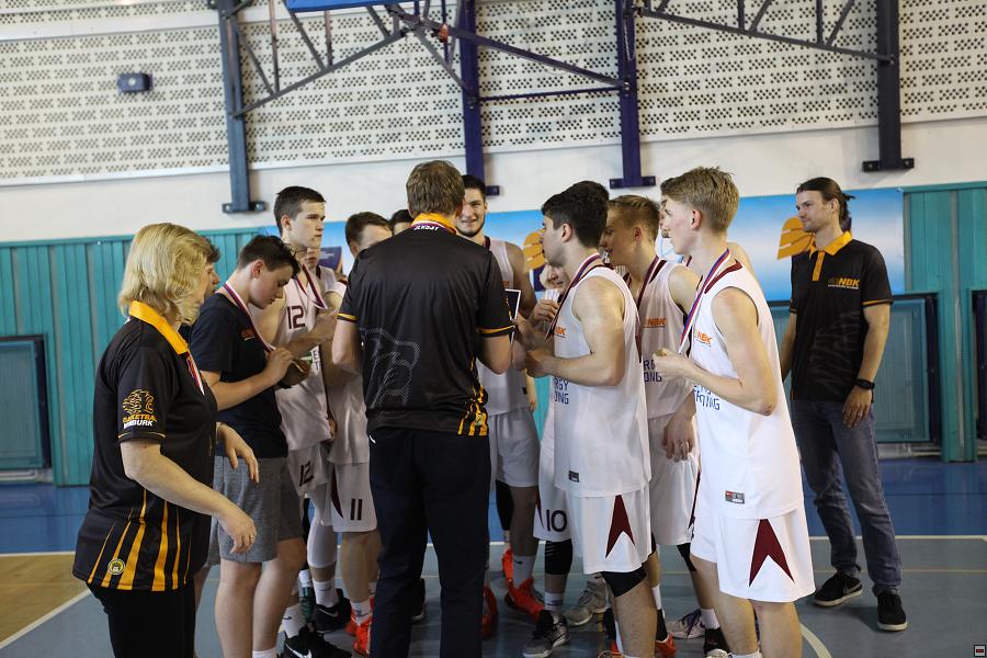 170514_u17-mcr-zaver_214.jpg
