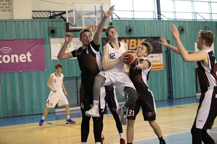 180415_u17B-pel_120.jpg