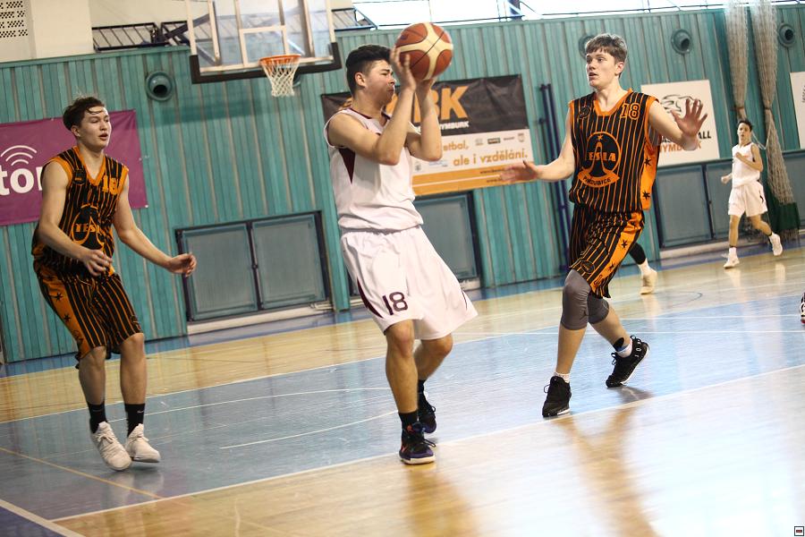 190331_u19B-par_085.jpg