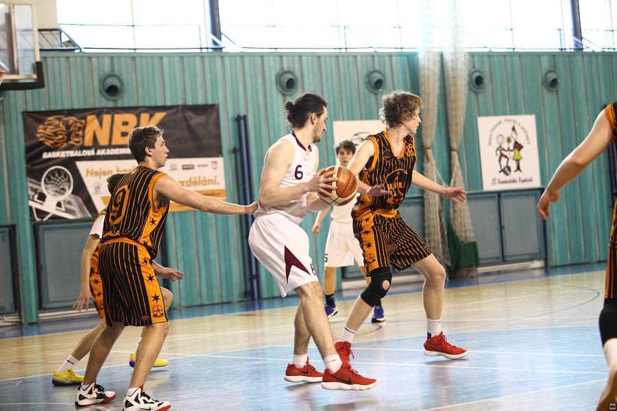 190331_u19B-par_094.jpg
