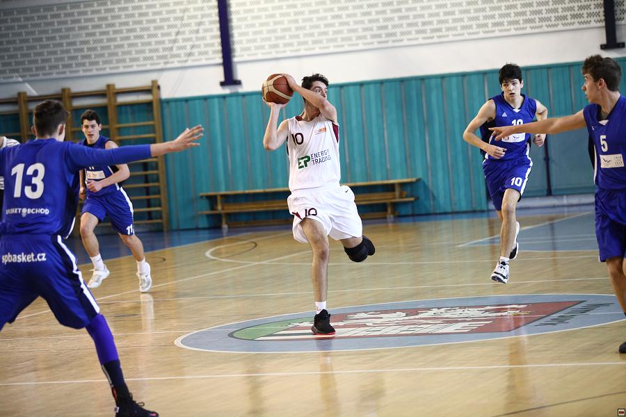 190406_u17-spr_021.jpg