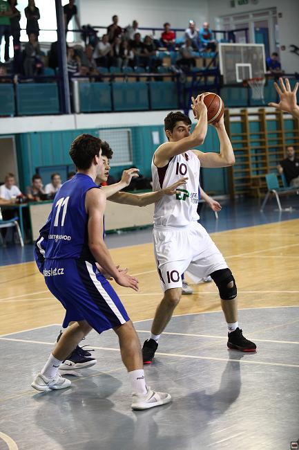 190406_u17-spr_055.jpg