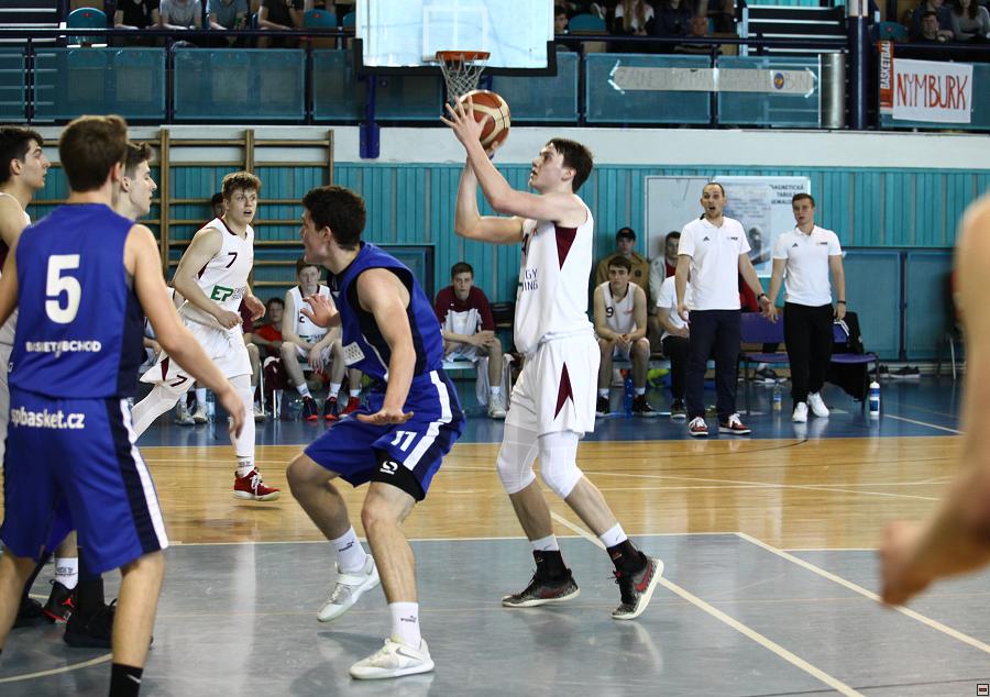190406_u17-spr_098.jpg