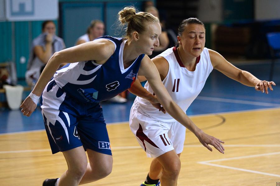 191103_zeny-prib_040.jpg