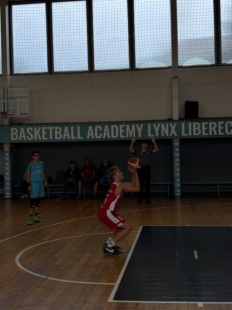 BA Nymburk U14 v Liberci dominoval hlavně v obraně a vyhrál 125:37 – fotografie 10