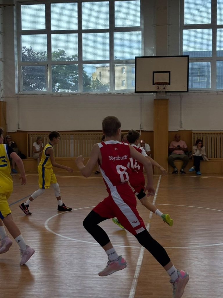 Po vlažném začátku rozhodla tvrdší obrana. BA Nymburk U14 veze z Mladé Boleslavi výhru 95:25 – fotografie 11