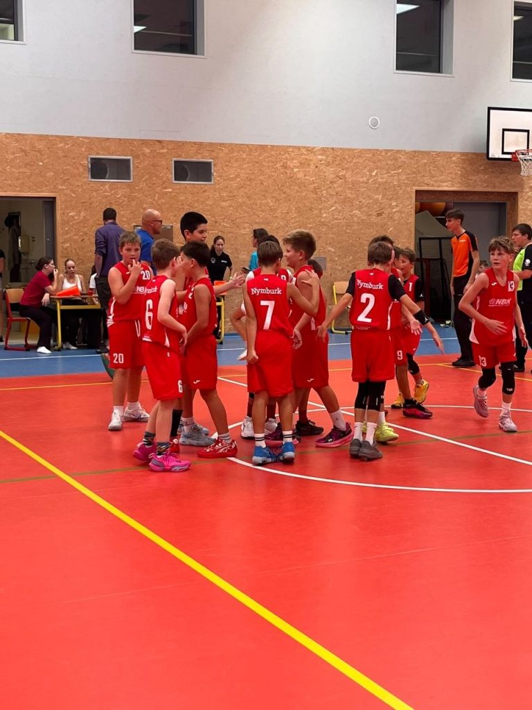 BA Nymburk U12 v Benešově: nervózní start, pak jasná odpověď ve druhém utkání – fotografie 1