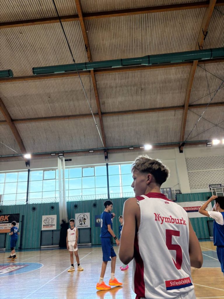 U14 zvládla domácí zápas proti Vyšehradu s velkou energií – fotografie 4