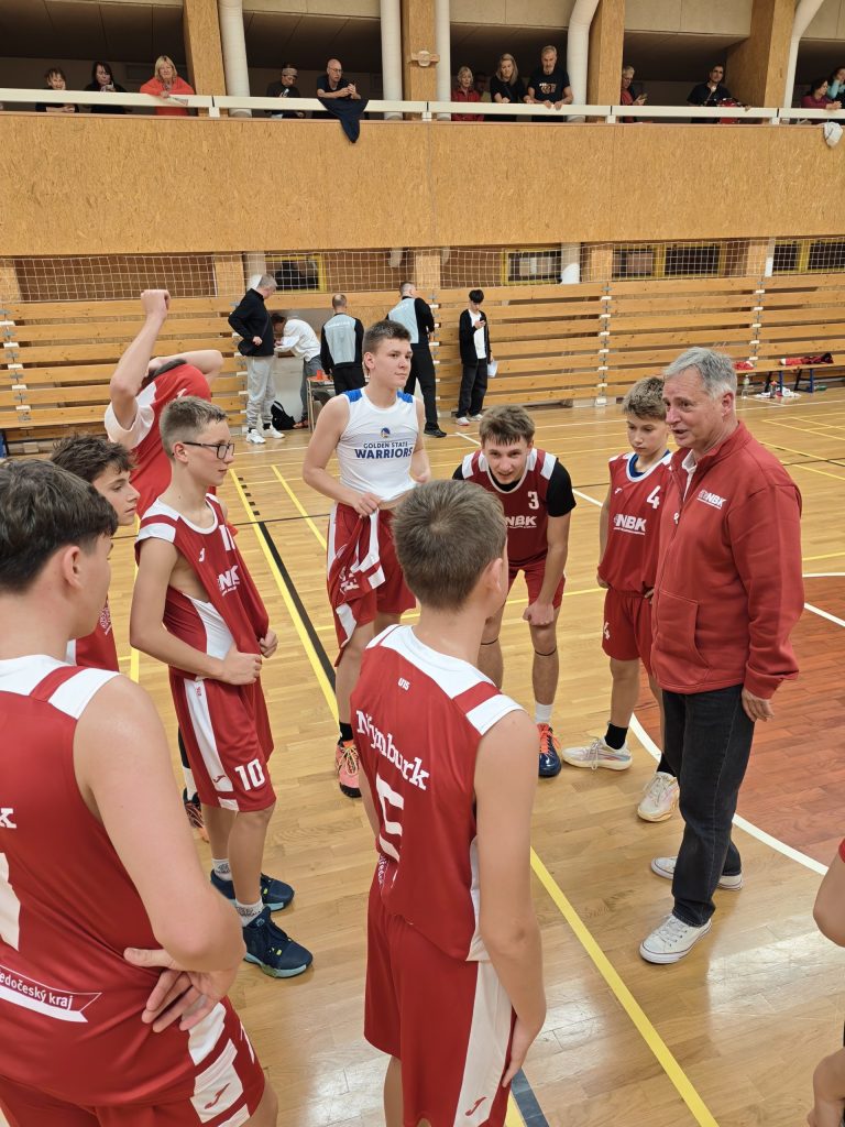 Po slabším prvním poločase jsme v Brně rozhodli po změně stran a zvítězili 87:61 – fotografie 4