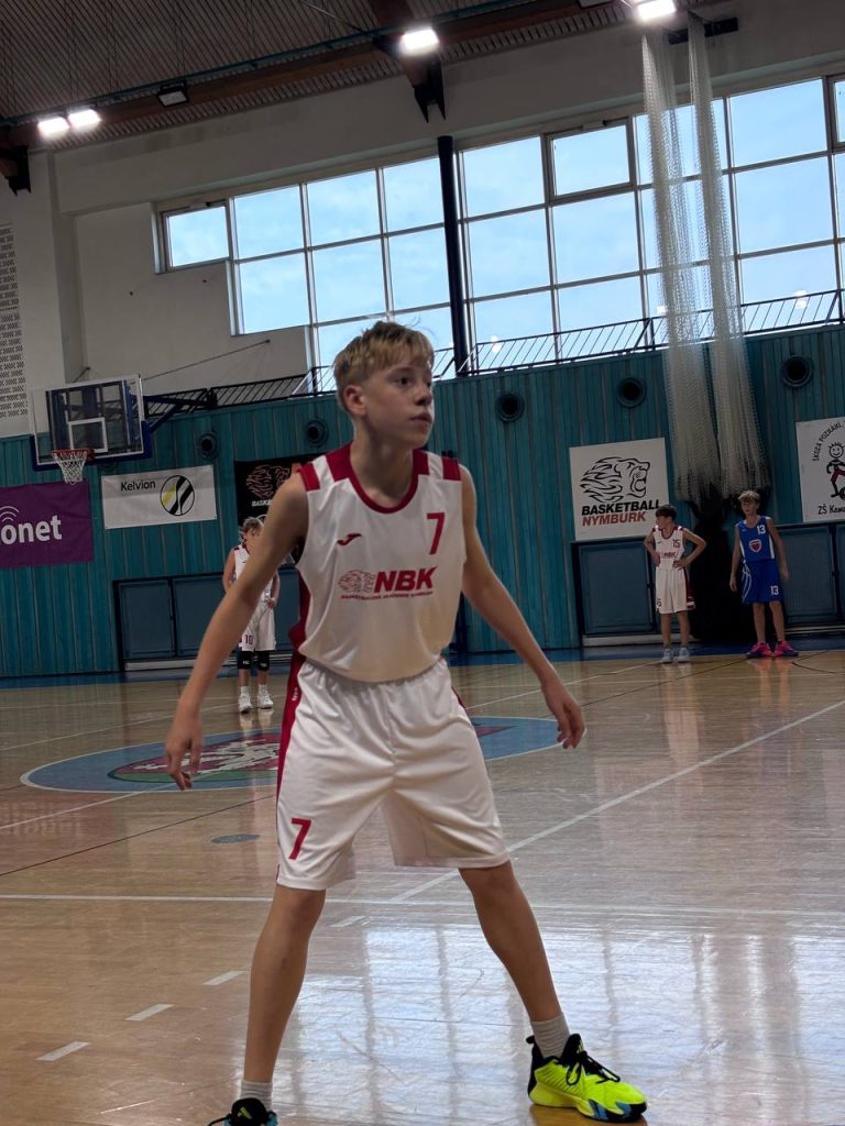 U14 zvládla polabské derby s Poděbrady vysokým rozdílem – fotografie 3